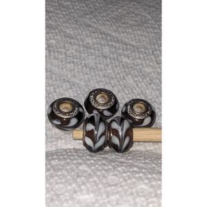 NEW SET OF 5 PANDORA MURANO BEADS - TRANSLUCENT PURPLE W/WHITE HEARTS - BEAUTIFU